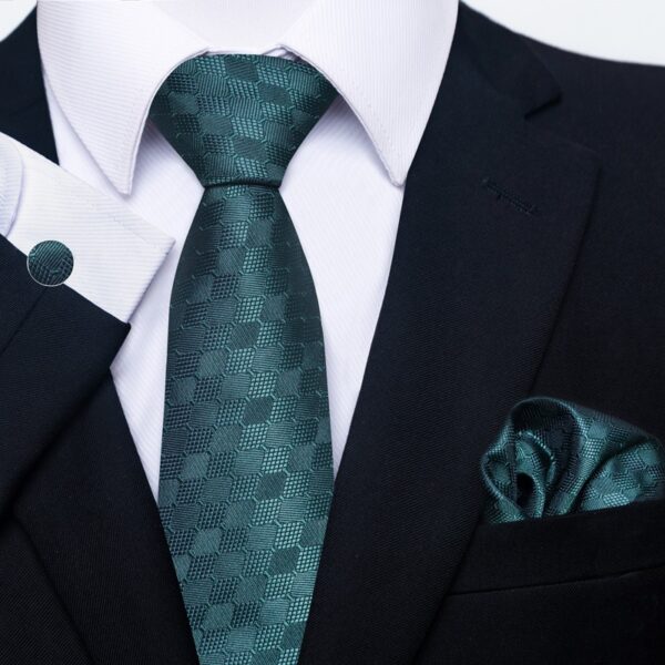 Patterned Necktie Hanky and Cufflinks Set - Image 44