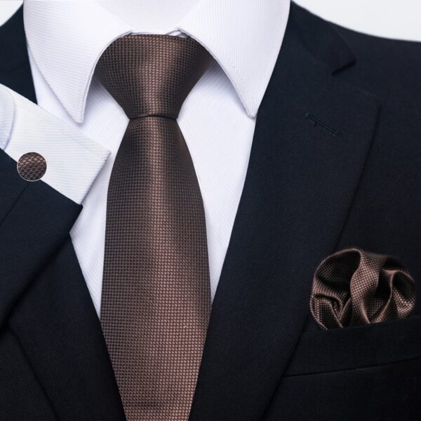 Patterned Necktie Hanky and Cufflinks Set - Image 27