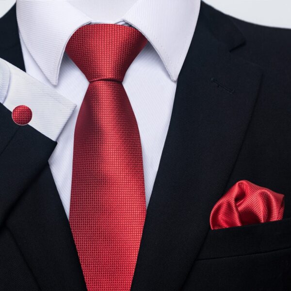Patterned Necktie Hanky and Cufflinks Set - Image 39