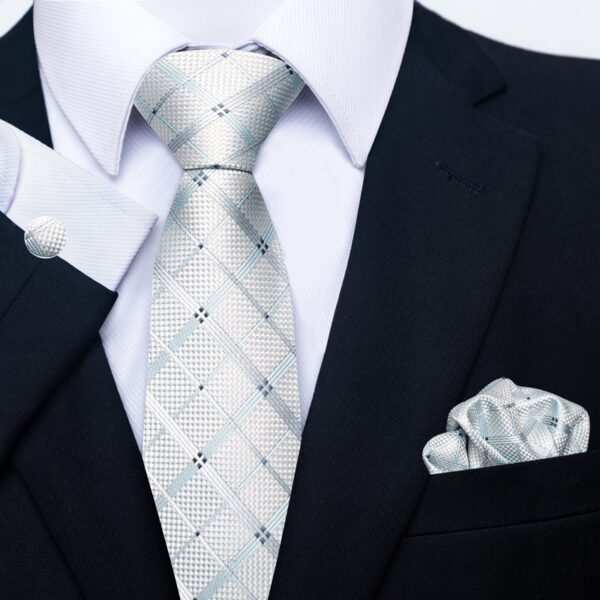 Patterned Necktie Hanky and Cufflinks Set - Image 21