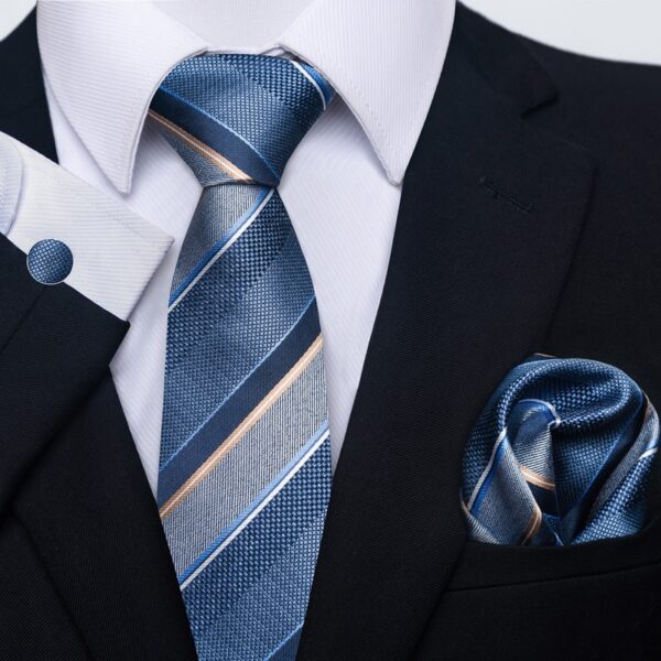 Patterned Necktie Hanky and Cufflinks Set - Image 4