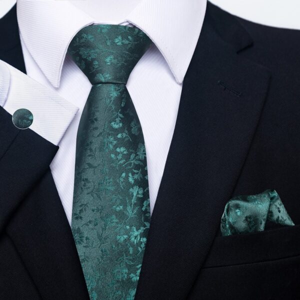 Patterned Necktie Hanky and Cufflinks Set - Image 46