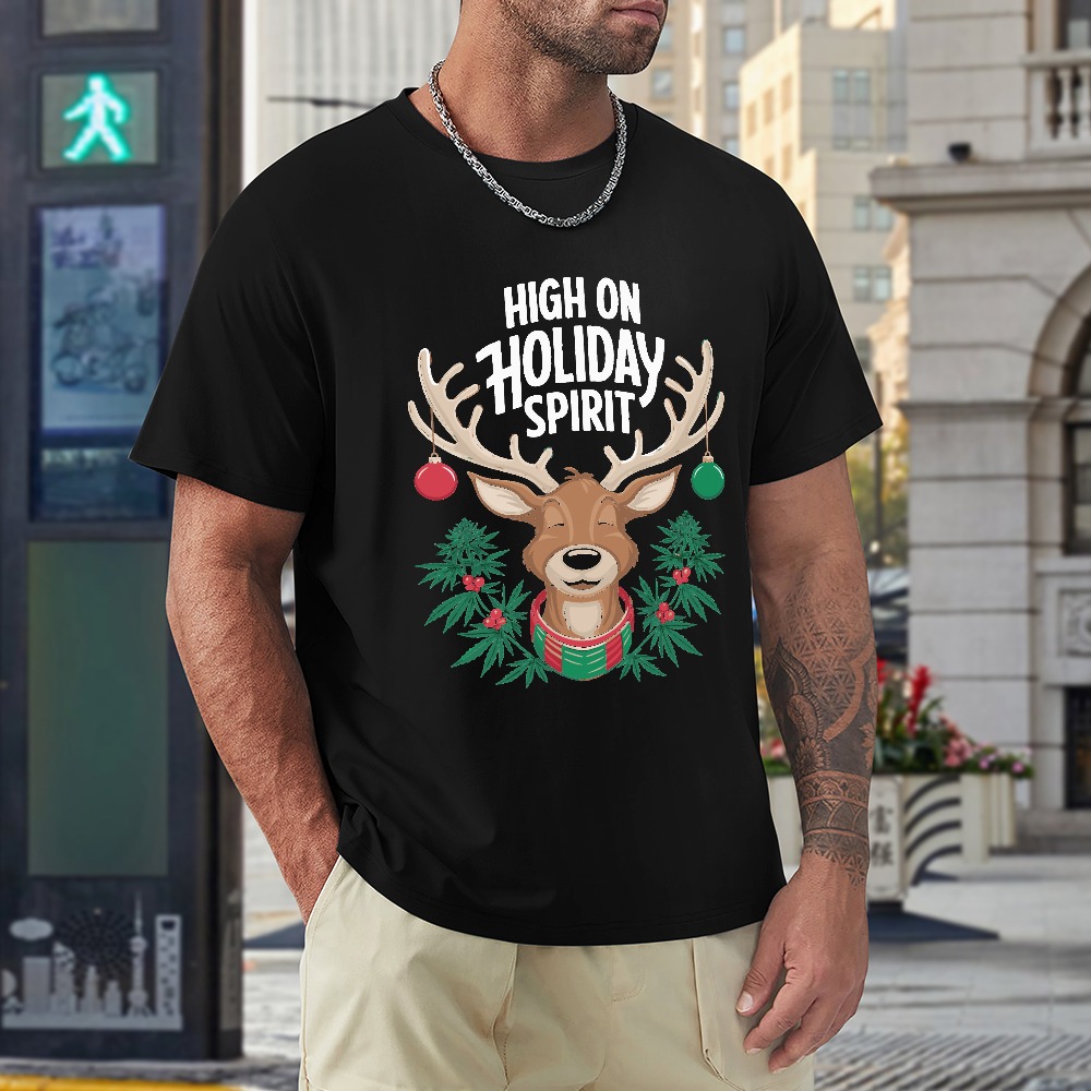 High On Holiday Spirit Men’s T-shirt